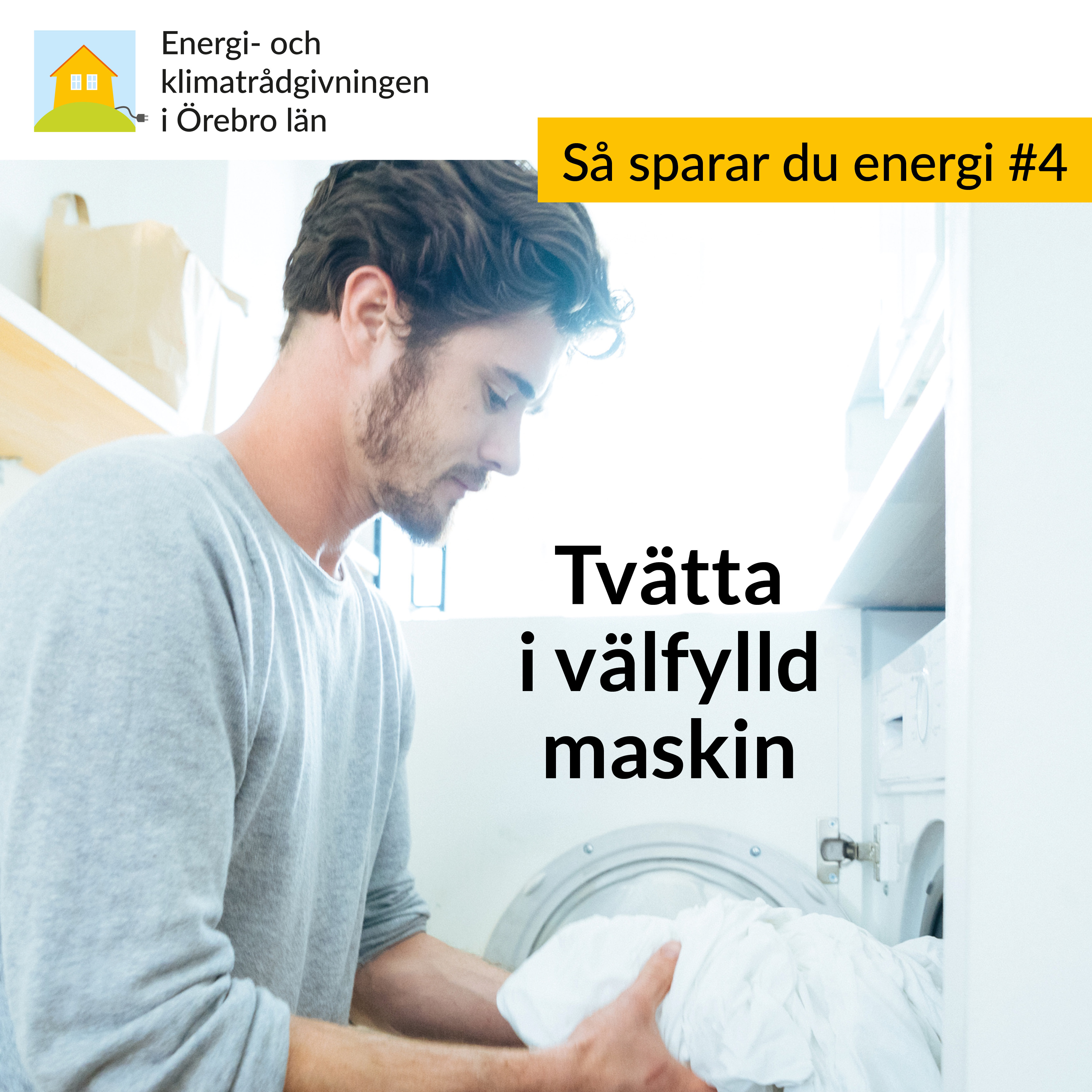 En person plockar in tvätt i en tvättmaskin